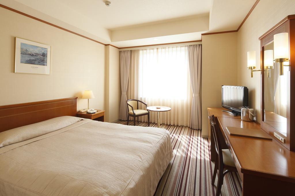 Hotel Crown Palais Kokura Kitakyūshū Extérieur photo
